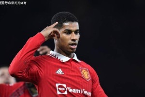 曼联前10号终于圆梦！主帅亲自点名促成转会，他来到了诺坎普