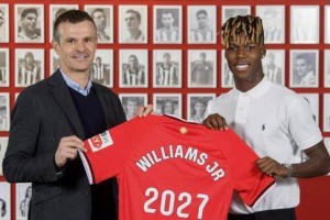 世体：毕包准备就巴萨财务问题向西足协和西甲提出质疑