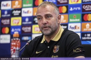 巴萨与弗利克续约至2027年,欧冠半决赛前迎来利好消息 巴萨与弗利克续约至2027年,欧冠半决赛前迎来利好消息