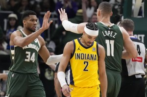 特伦特9记三分字母哥37+12 雄鹿大胜步行者总分1-2