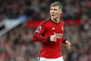 再见,曼联!3000万英镑贱卖新哈兰德!记者:曼联主攻塞斯科 再见,曼联!3000万英镑贱卖新哈兰德!记者:曼联主攻塞斯科