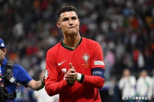 如果C罗都不能称为球王,那么贝利之后,足坛没有人可以是球王 如果C罗都不能称为球王,那么贝利之后,足坛没有人可以是球王