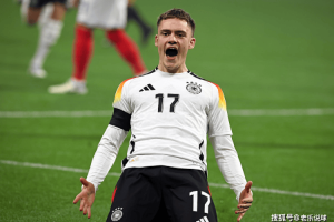 之前巴萨现在拜仁？与其给其他球队“表白”，为何不能在曼联雄起