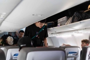 杨瀚森心中最佳阵容：詹姆斯东契奇欧文约老师浓眉