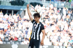 1-0,25岁勒保罗闪击制胜:助10人昂热击败巴黎FC,迎法甲开门红 1-0,25岁勒保罗闪击制胜:助10人昂热击败巴黎FC,迎法甲开门红