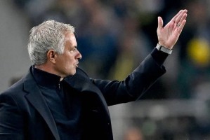 穆里尼奥解约费内巴切,欧洲转会市场掀起波澜 穆里尼奥解约费内巴切,欧洲转会市场掀起波澜