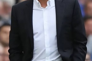 仍坚守防守策略，让穆里尼奥遭遇指责：0-3输球的他“真老了”