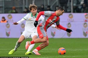 38岁瓦尔迪带队狂飙：单刀+空门加冕MVP！意甲近6场4球