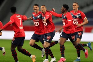 法甲焦点战:里尔主场稳势争席,里昂客场攻势冲前四 法甲焦点战:里尔主场稳势争席,里昂客场攻势冲前四