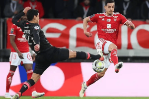 法甲中游卡位战：布雷斯特主场破局遇阻，图卢兹残阵客场争分