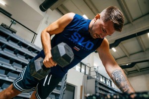 今年是东契奇进NBA以来 首次放弃欧洲暑假生活 今年是东契奇进NBA以来 首次放弃欧洲暑假生活