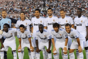 欧冠前瞻：阿森纳VS阿拉木图凯拉特 周三013焦点战 主场全胜劲旅VS客场荣誉队的攻防博弈