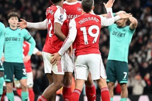 萨利巴豪言包揽四冠王！枪手多线领跑士气正旺， 吸取教训不掉链子