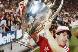 欧联杯前瞻：布拉加迎战诺丁汉森林，森林能否重走热刺逆袭路？