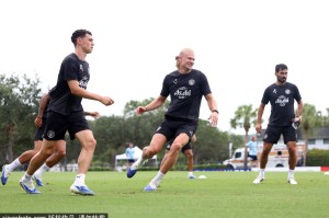 英超史无前例!球员教练全程佩戴摄像头,训练场内幕即将全面曝光 英超史无前例!球员教练全程佩戴摄像头,训练场内幕即将全面曝光