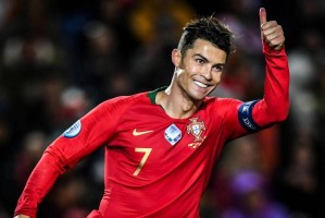 C罗：不朽的传奇，永恒的征服者