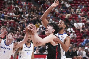 队记:担心杨瀚森进攻 不确定其是否适应NBA内线对抗 队记:担心杨瀚森进攻 不确定其是否适应NBA内线对抗