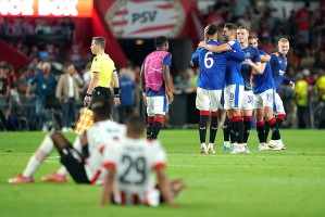 周二017欧冠激战:PSV埃因霍温难挡那不勒斯锋芒,比分预测揭晓! 周二017欧冠激战:PSV埃因霍温难挡那不勒斯锋芒,比分预测揭晓!