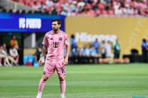 梅西世界波助迈阿密2-1逆转波尔图,成功保留出线希望 梅西世界波助迈阿密2-1逆转波尔图,成功保留出线希望