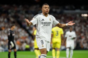 被恩里克击败,阿隆索面临安帅的困惑:没有姆巴佩真的比有他更好吗? 被恩里克击败,阿隆索面临安帅的困惑:没有姆巴佩真的比有他更好吗?