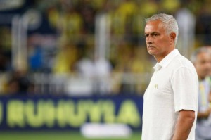 欧冠激情夜：巴黎意外闷平，多特2-2鏖战，尤文穆帅双双两连胜