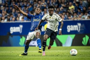 西甲|姆巴佩两度建功 皇马开局两连胜 西甲|姆巴佩两度建功 皇马开局两连胜