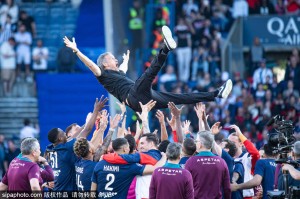 恩里克：铁血教头的荣耀与争议之路