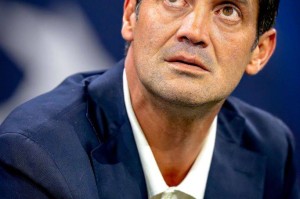 意甲争议判罚解析:马蒂奇未获点球与迪马尔科应罚下的真相 意甲争议判罚解析:马蒂奇未获点球与迪马尔科应罚下的真相