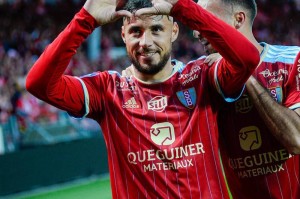 法甲:朗斯VS布雷斯特 法甲:朗斯VS布雷斯特