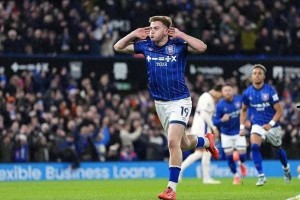 曼联3000万引新凯恩,谈判已获准,球员决定货比三家! 曼联3000万引新凯恩,谈判已获准,球员决定货比三家!