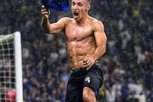 国米球迷破防了！不仅因为7-6巴萨，更多在于以下5点，梦回2010夺冠