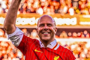 输球点名球员，“阴阳”克洛普，斯洛特：利物浦成绩太好被针对了