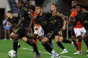 巴黎圣日耳曼VS迈阿密国际：强强对决,鹿死谁手