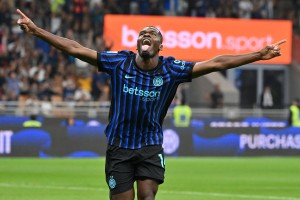 (体育)足球——意甲:国际米兰胜都灵 (体育)足球——意甲:国际米兰胜都灵