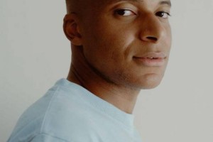 姆巴佩谈与巴黎争纷:不会诋毁有好朋友的球队 本可以更早去皇马 姆巴佩谈与巴黎争纷:不会诋毁有好朋友的球队 本可以更早去皇马