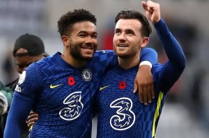 切尔西边路传奇奇尔维尔离队，詹姆斯动情送别