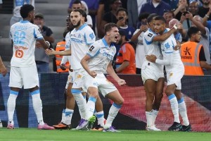 国米后防老化急需补强!21岁新星被盯紧,德比战左路首发或轮换 国米后防老化急需补强!21岁新星被盯紧,德比战左路首发或轮换