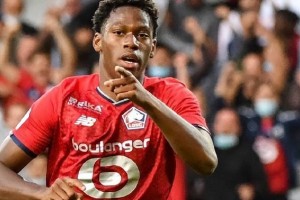 法甲大鱼现身,25球12助攻成神锋,意甲豪门哄抢0转会费 法甲大鱼现身,25球12助攻成神锋,意甲豪门哄抢0转会费