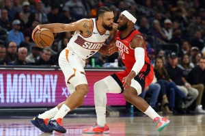 杜兰特缺阵阿门28+7+8 狄龙29分火箭射落太阳