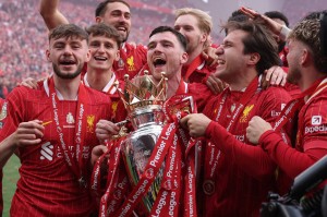 罗伯逊霸气放话“我们不傻”!利物浦4500万镑砸晕伯恩茅斯?安菲尔德左路真要变天! 罗伯逊霸气放话“我们不傻”!利物浦4500万镑砸晕伯恩茅斯?安菲尔德左路真要变天!