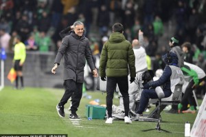 巴黎圣日耳曼主帅路易斯·恩里克:我是全队最悲伤的人 巴黎圣日耳曼主帅路易斯·恩里克:我是全队最悲伤的人