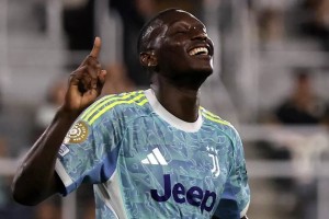 切尔西热脸贴冷屁股，心仪射手拒绝加盟，只愿投意甲豪门