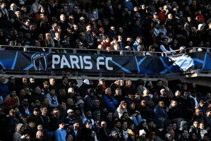 巴黎足球会晋级法甲，35年后巴黎再现首都德比