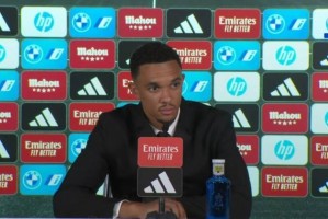 阿诺德亮相发布会：等这一天已很久了 我以很好的方式离开利物浦