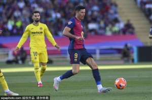 梅西封神头球AI再现!艺术大师操刀,每一帧都是热爱,善款温暖世界! 梅西封神头球AI再现!艺术大师操刀,每一帧都是热爱,善款温暖世界!