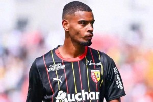 转会!中场补强最后时刻出手,国米报价2000万锁定朗斯新星迪乌夫 转会!中场补强最后时刻出手,国米报价2000万锁定朗斯新星迪乌夫