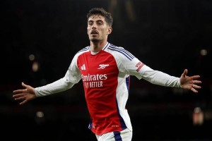 欧冠半决赛：阿森纳与巴黎对决，历史交锋及核心球员揭秘