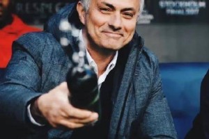 5-2,穆帅激活6大弃将,7700万神锋抽射定江山,欧冠正赛只差1关 5-2,穆帅激活6大弃将,7700万神锋抽射定江山,欧冠正赛只差1关