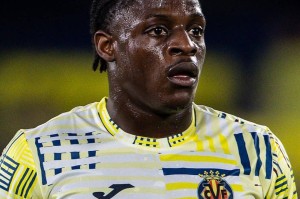 曼联转会动态:红魔正在考察一位西甲新星,但交易将异常复杂 曼联转会动态:红魔正在考察一位西甲新星,但交易将异常复杂