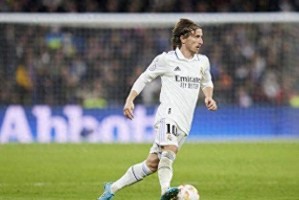 从放羊娃到金球奖得主，从水货到中场大师，莫德里奇如何实现逆袭